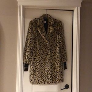 Cabi Josephine Coat Leopard Faux Fur Large